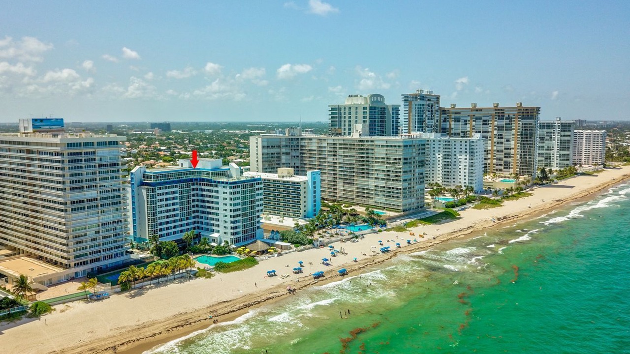 Photo of Others in Galt Mile