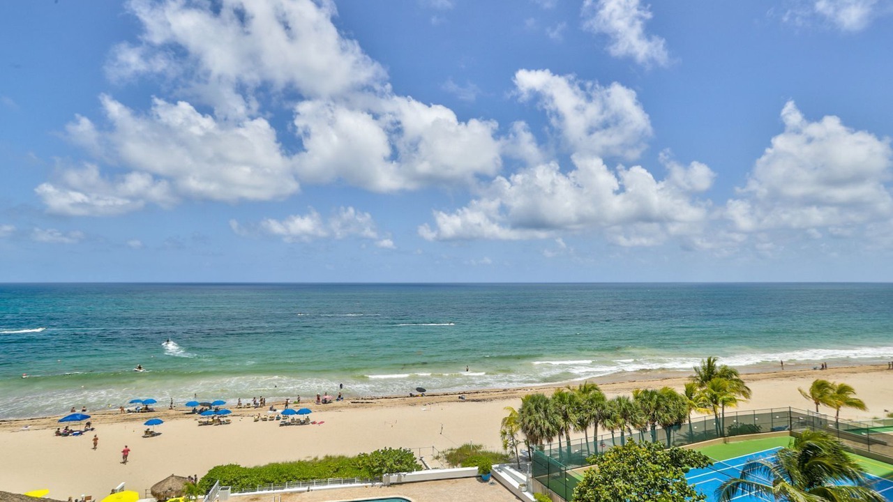 Photo of Others in Galt Mile