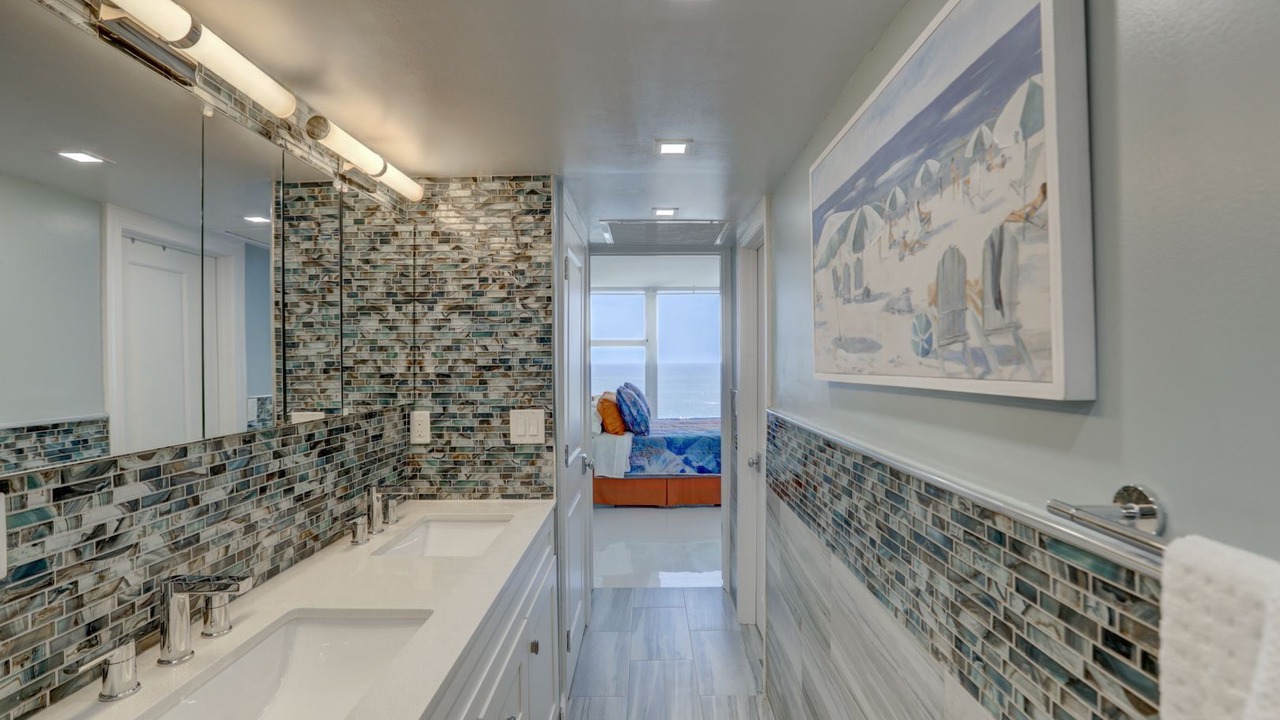 Photo of Others in Galt Mile