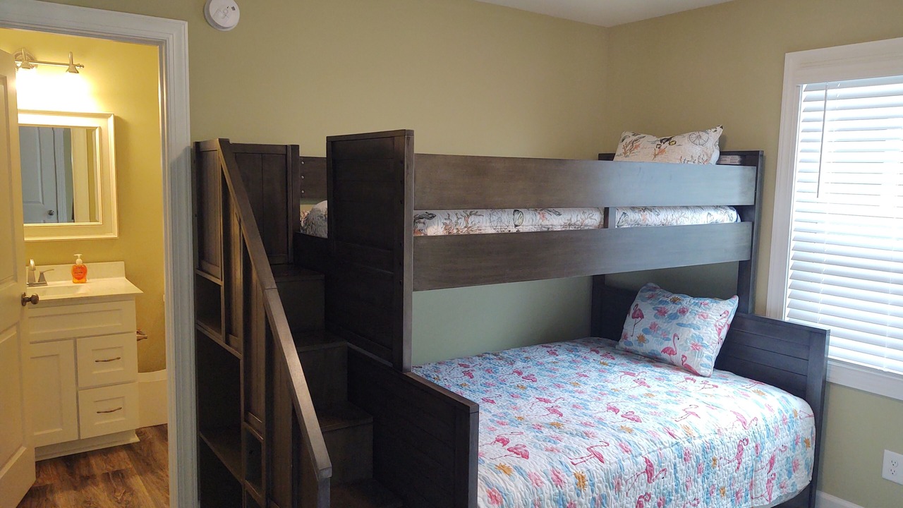 Photo of Bedroom in North Carolina Coast