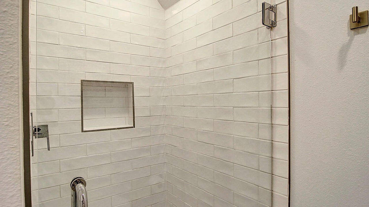 Photo of Bathroom in Cinnamon Shore