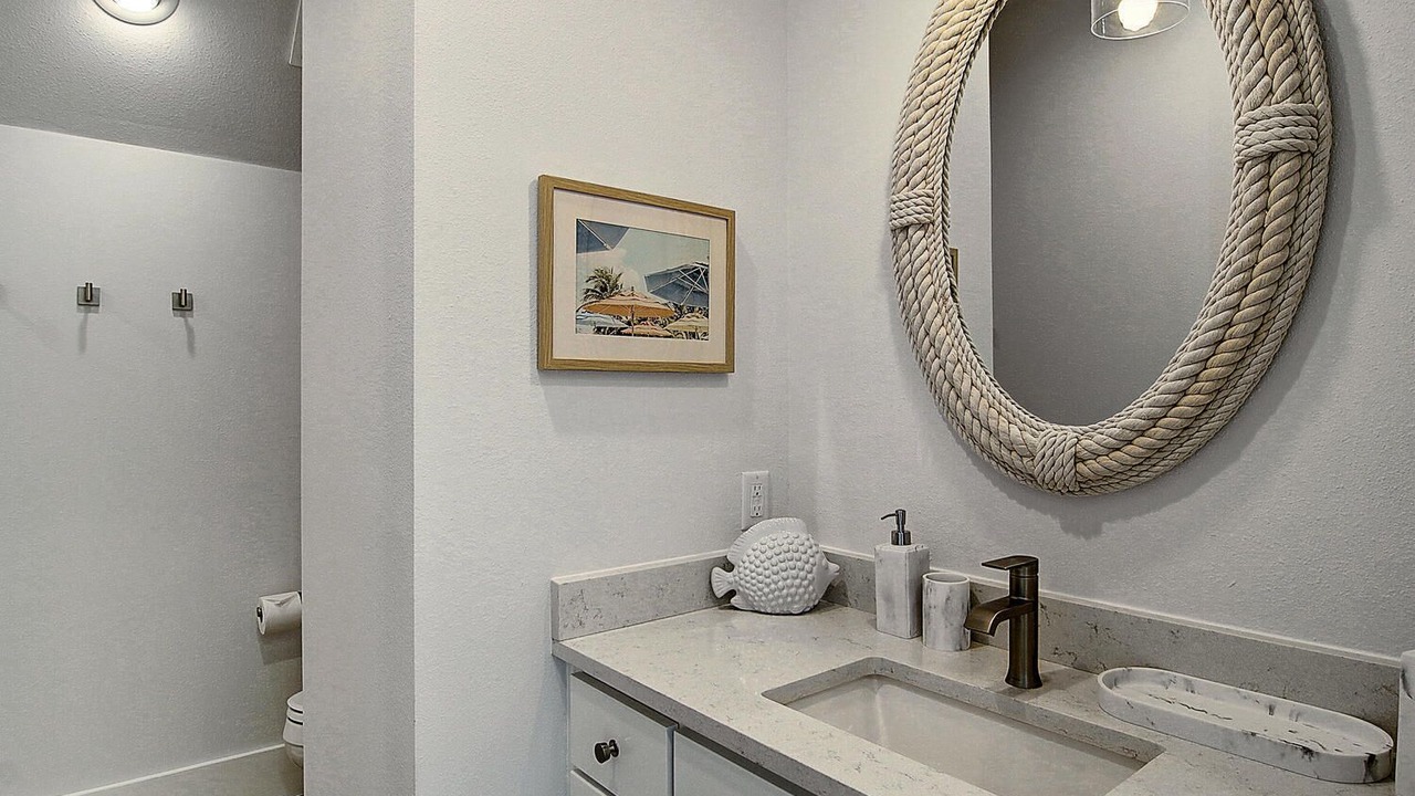Photo of Bathroom in Cinnamon Shore