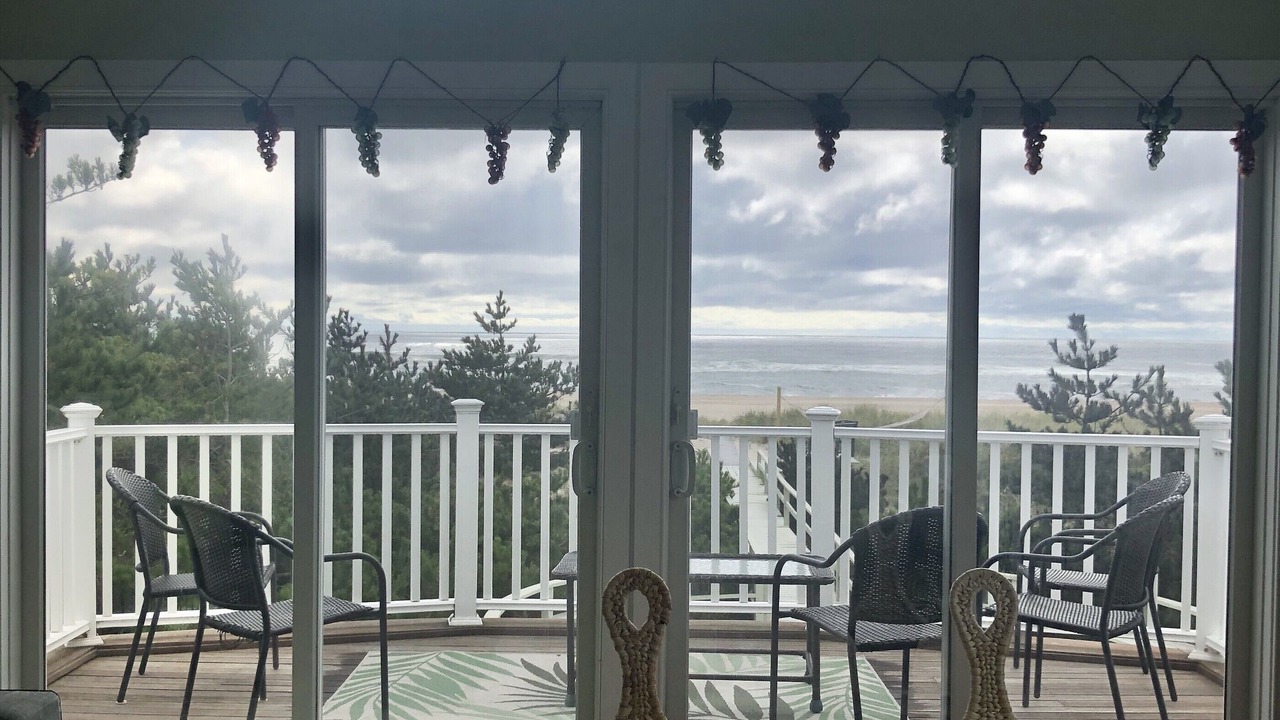 Photo of Livingroom in Westhampton Beach