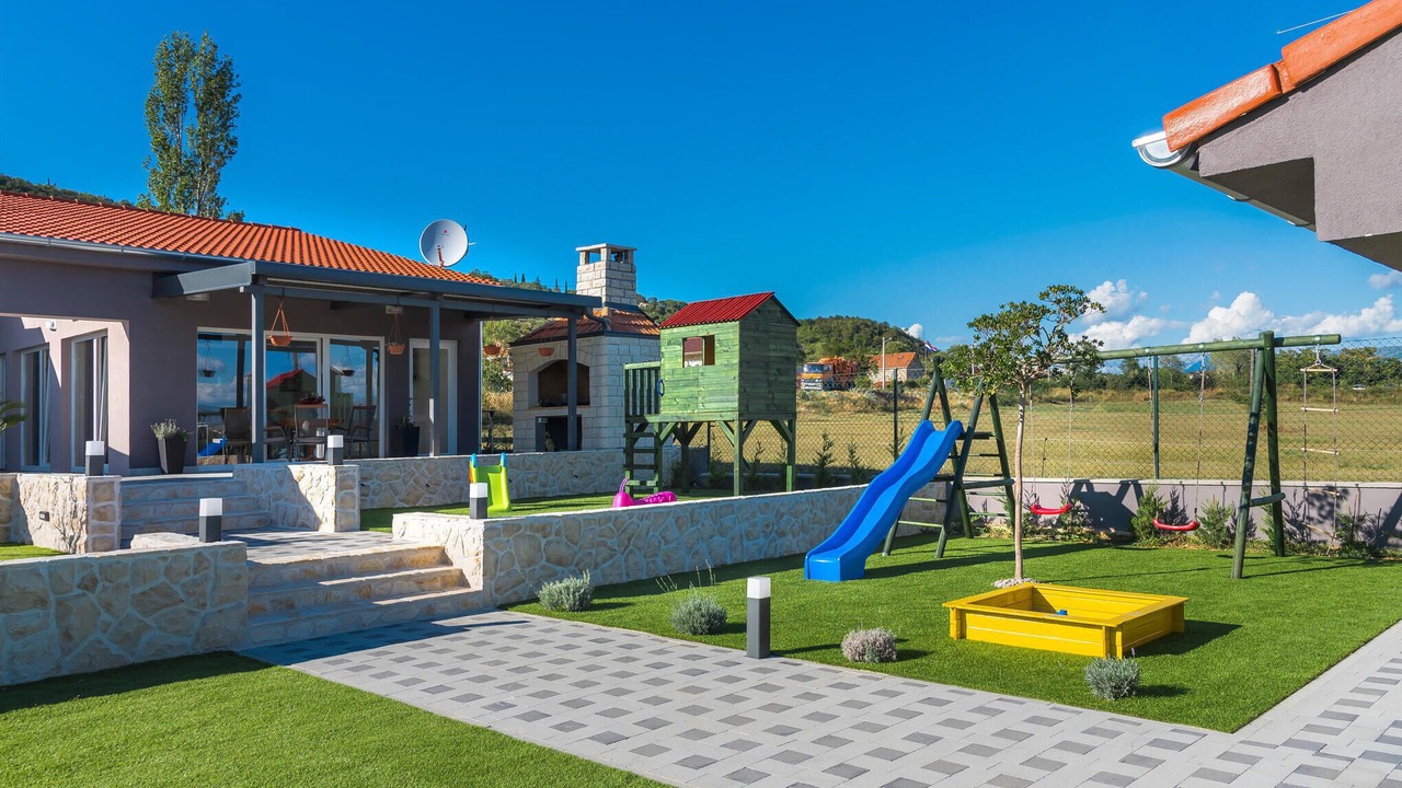 Photo of Outdoor in Drnis
