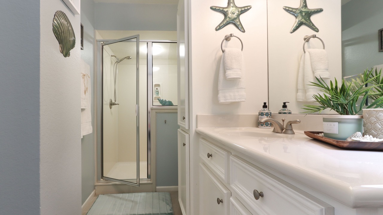 Photo of Bathroom in Pointe San Luis
