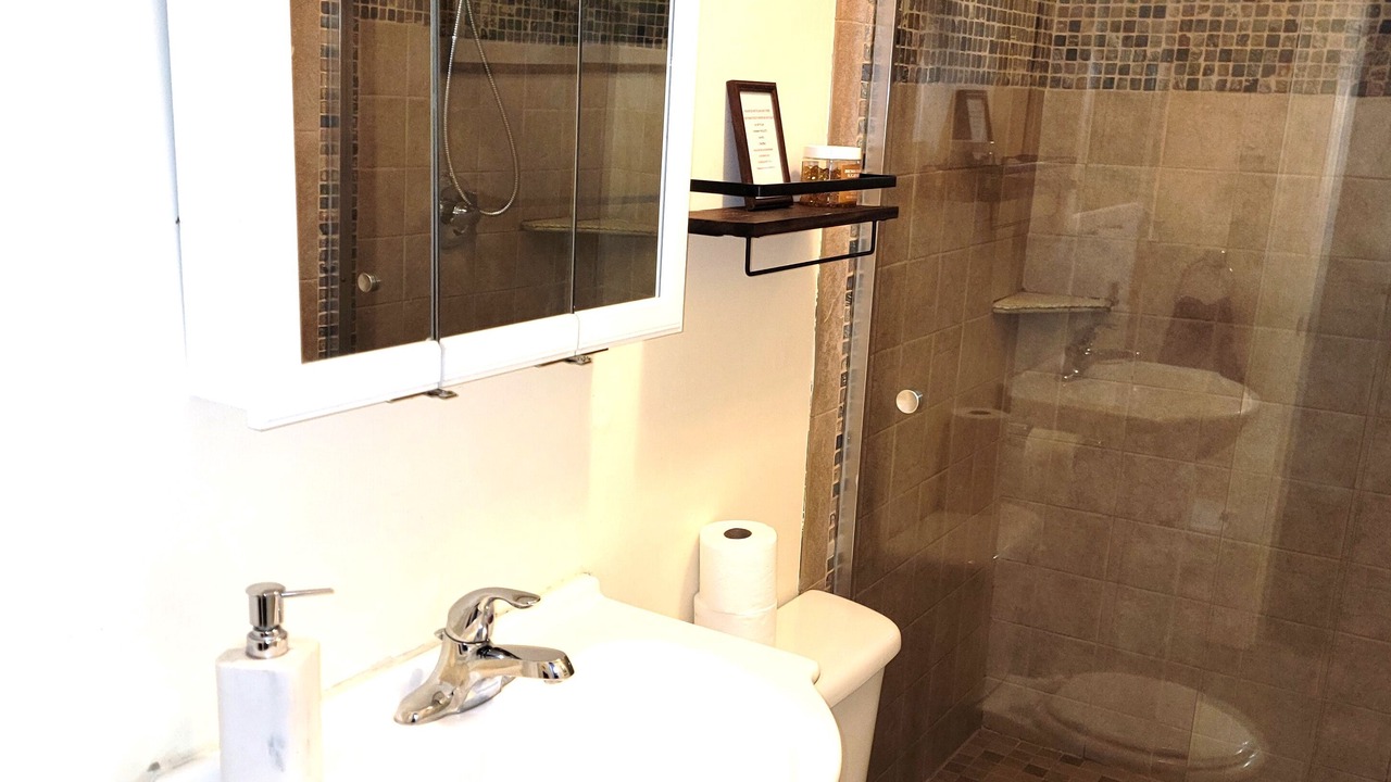 Photo of Bathroom in Long Pond