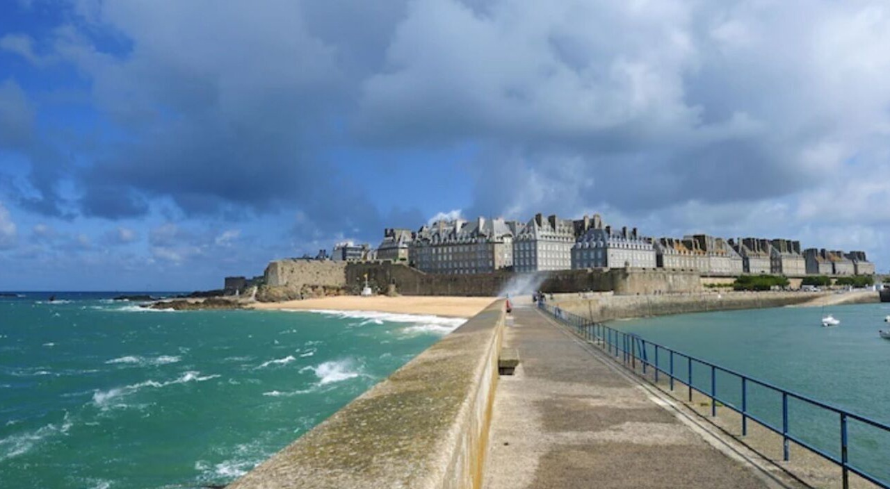 Photo of Others in Saint-Lunaire