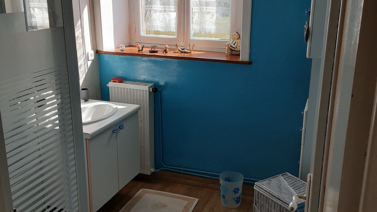 Photo of Bathroom in Saint-Lunaire