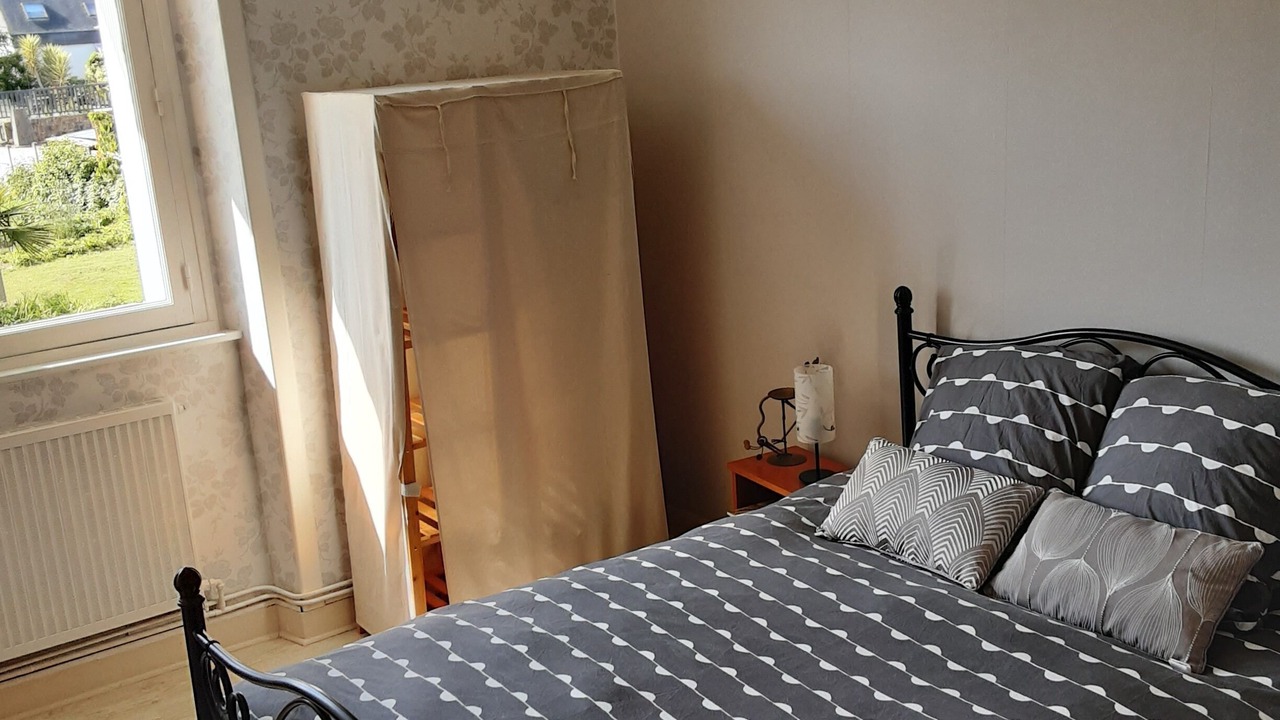 Photo of Bedroom in Saint-Lunaire