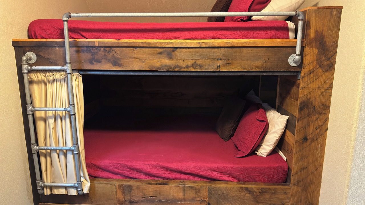 Photo of Bedroom in Murfreesboro