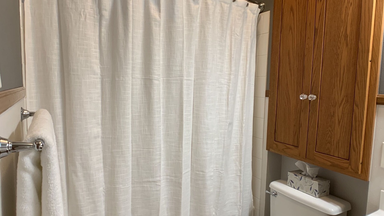 Photo of Bathroom in Decorah