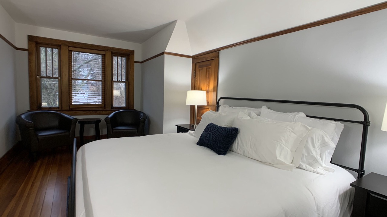 Photo of Bedroom in Decorah
