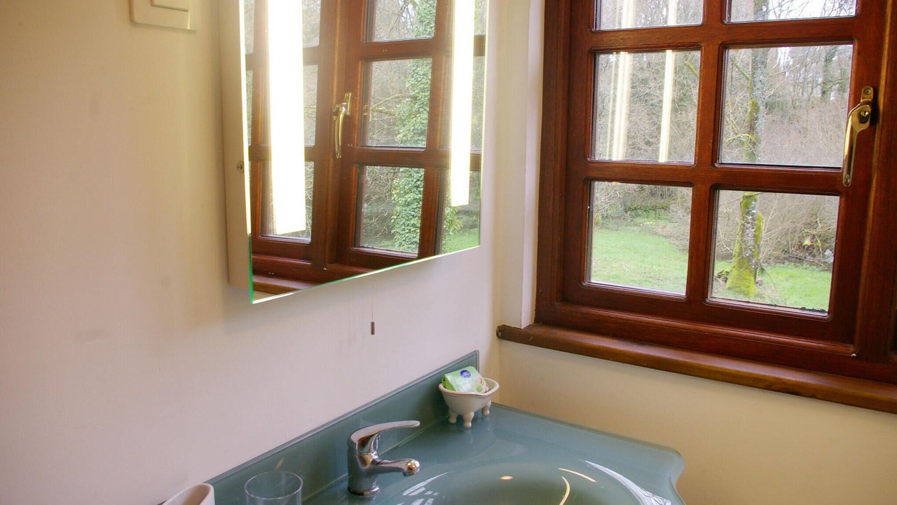 Photo of Bathroom in Guern