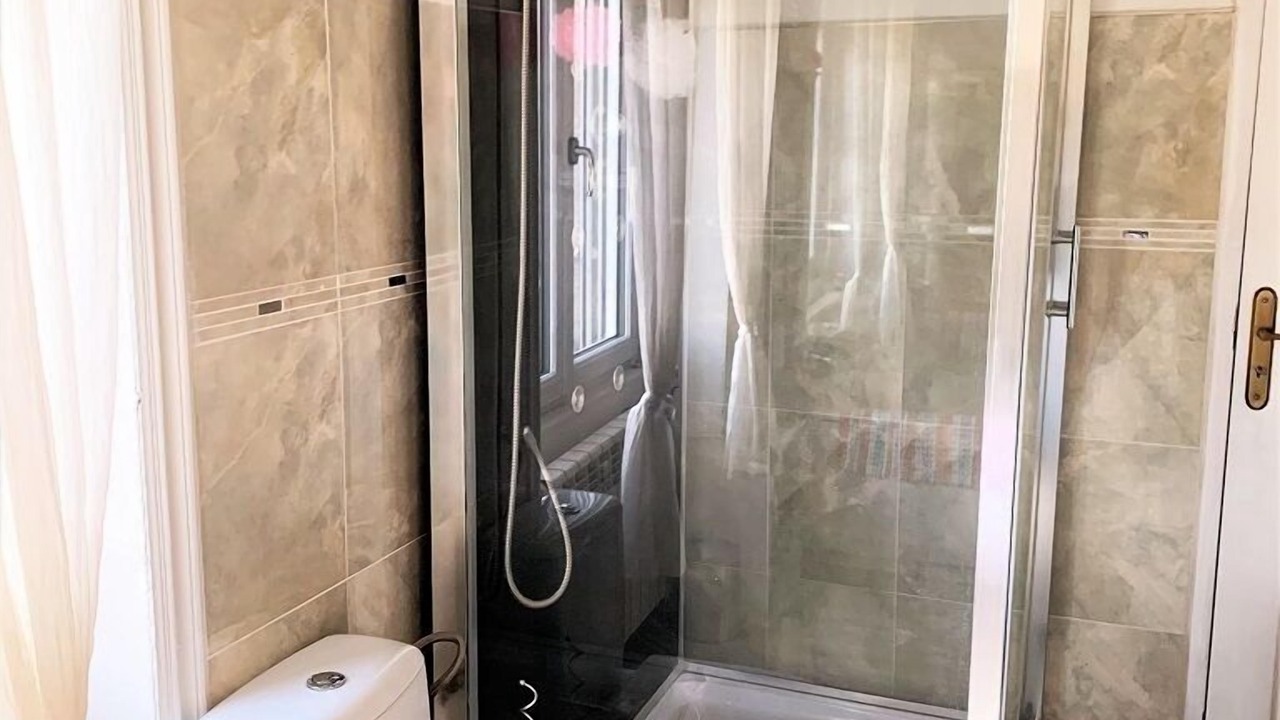 Photo of Bathroom in Voulmentin