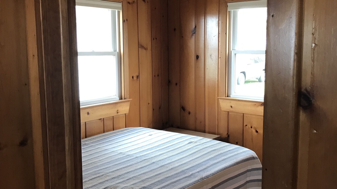 Photo of Bedroom in Houghton Lake