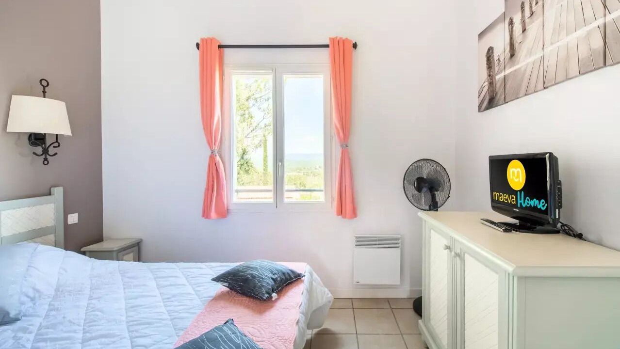 Photo of Bedroom in Rouret