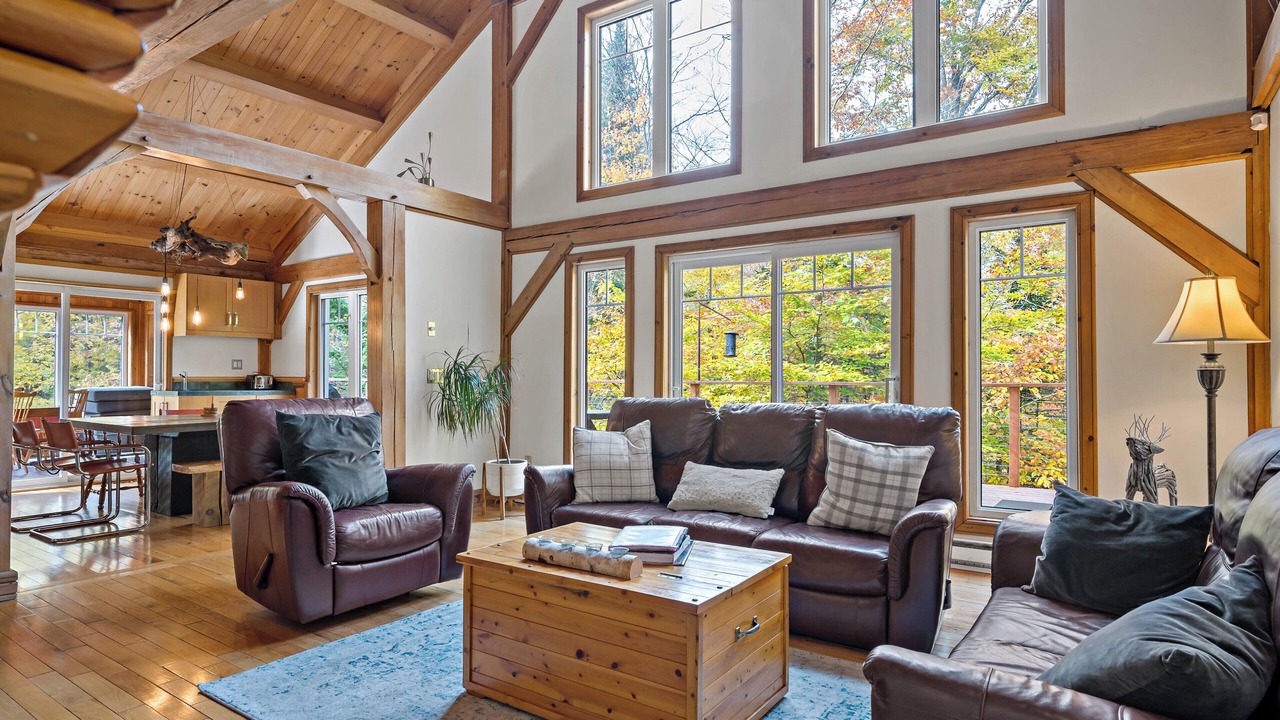 Photo of Livingroom in Lac Superieur Village