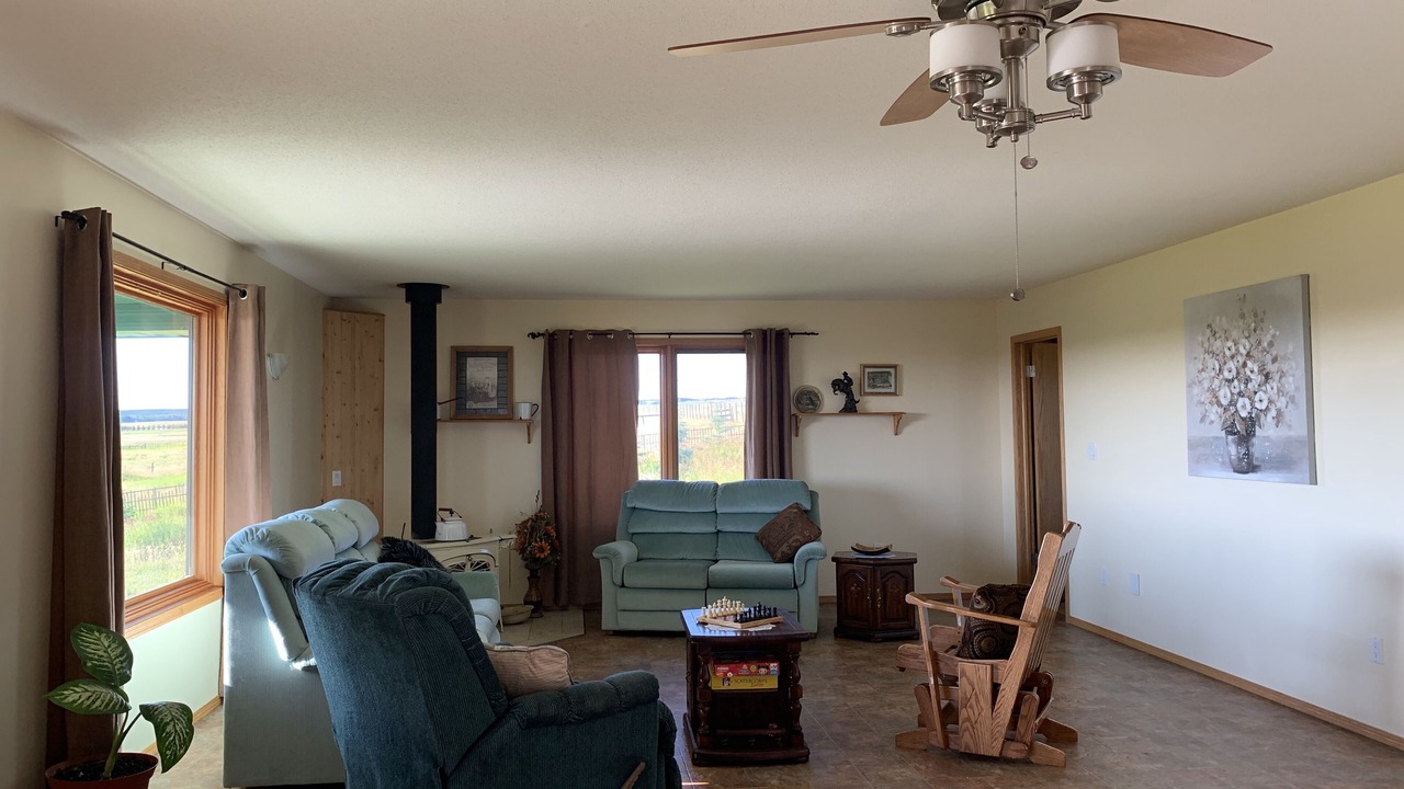 Photo of Livingroom in Elkwater