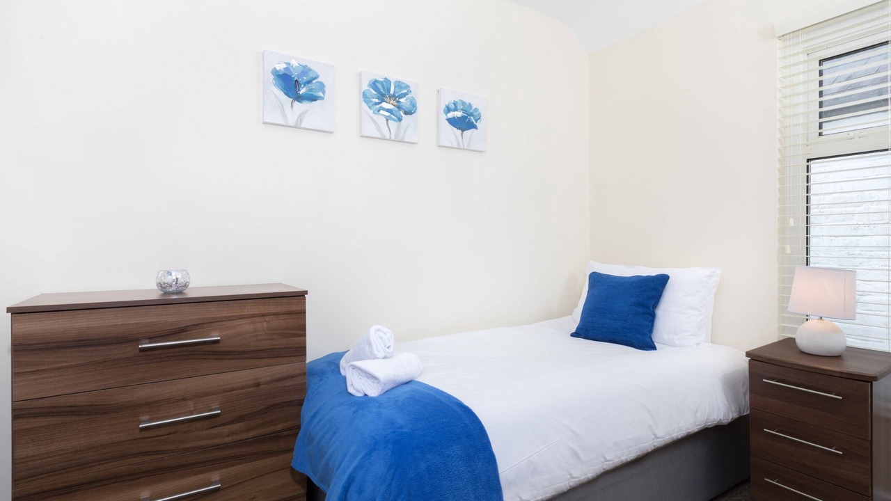 Photo of Bedroom in Loughor