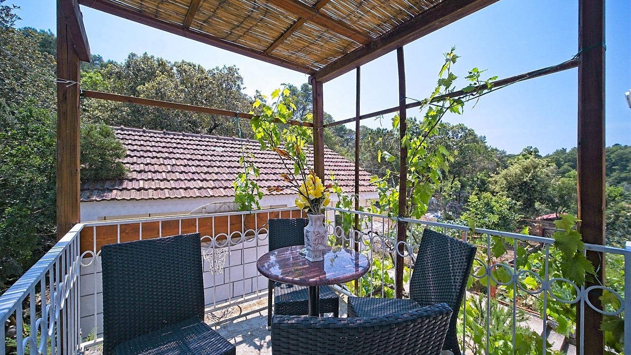 Photo of Patio Balcony in Pomena
