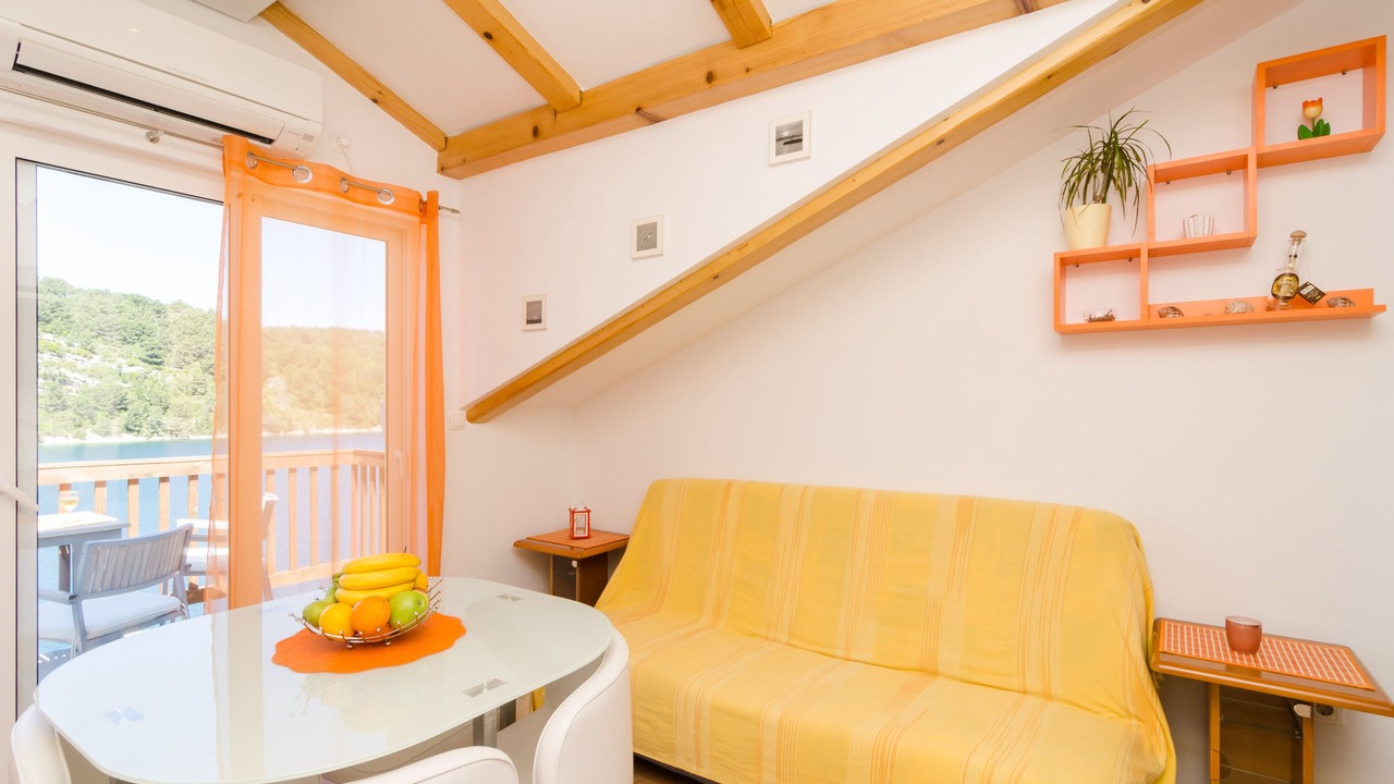Photo of Livingroom in Polace