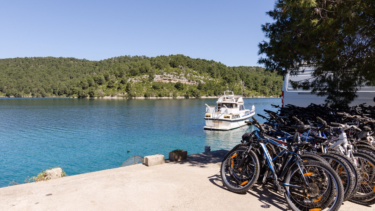 Photo of Outdoor in Polace