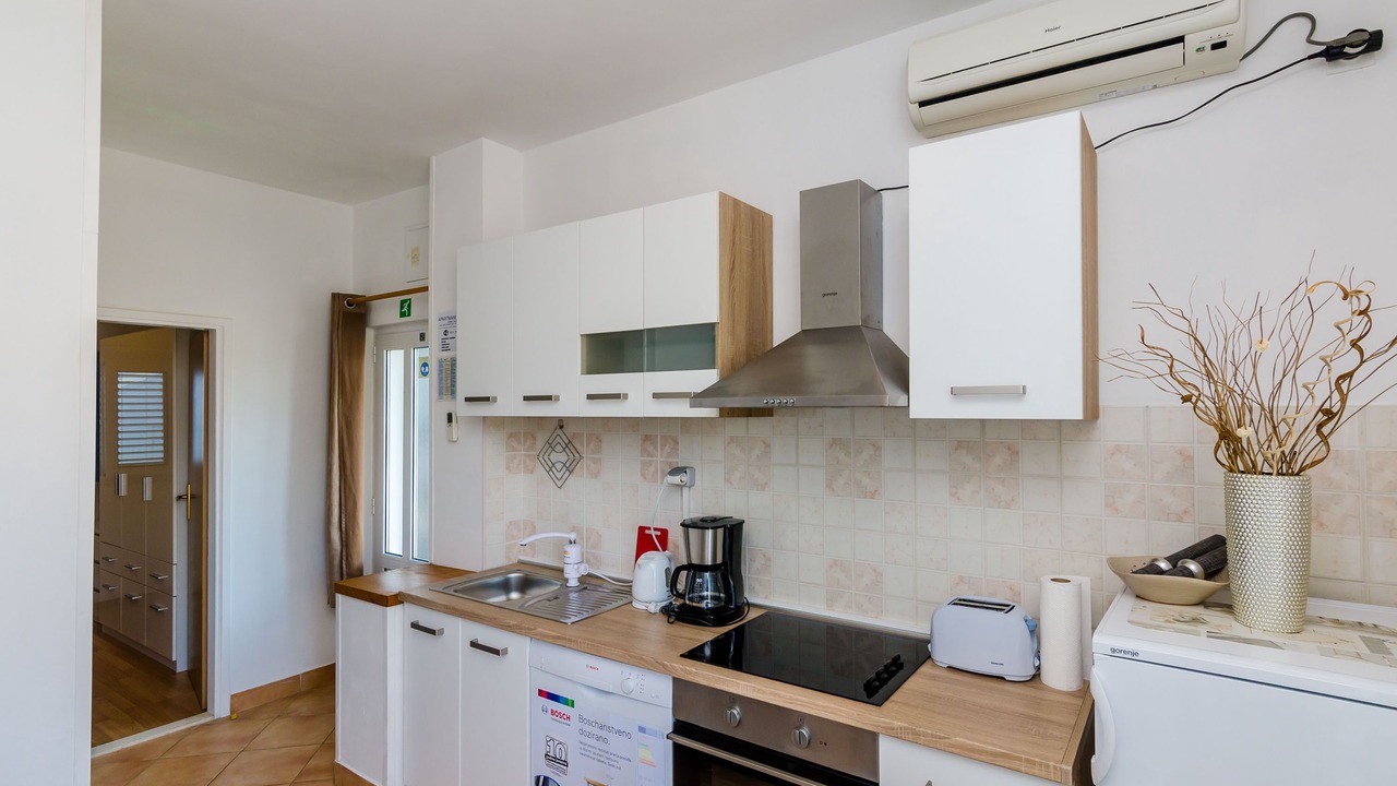 Photo of Kitchen in Pomena