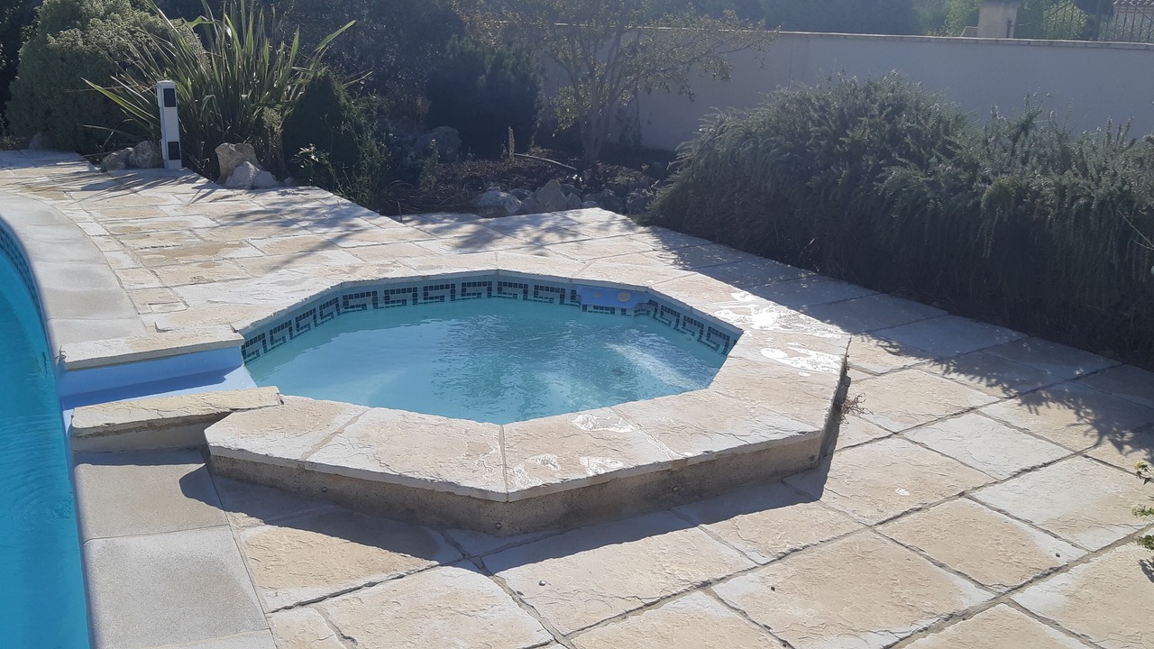 Photo of Outdoor in Arles