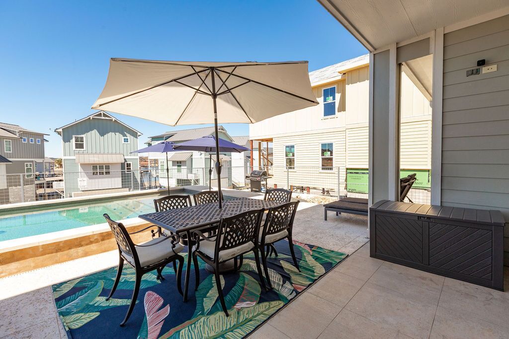 Photo of Outdoor in Kingsland