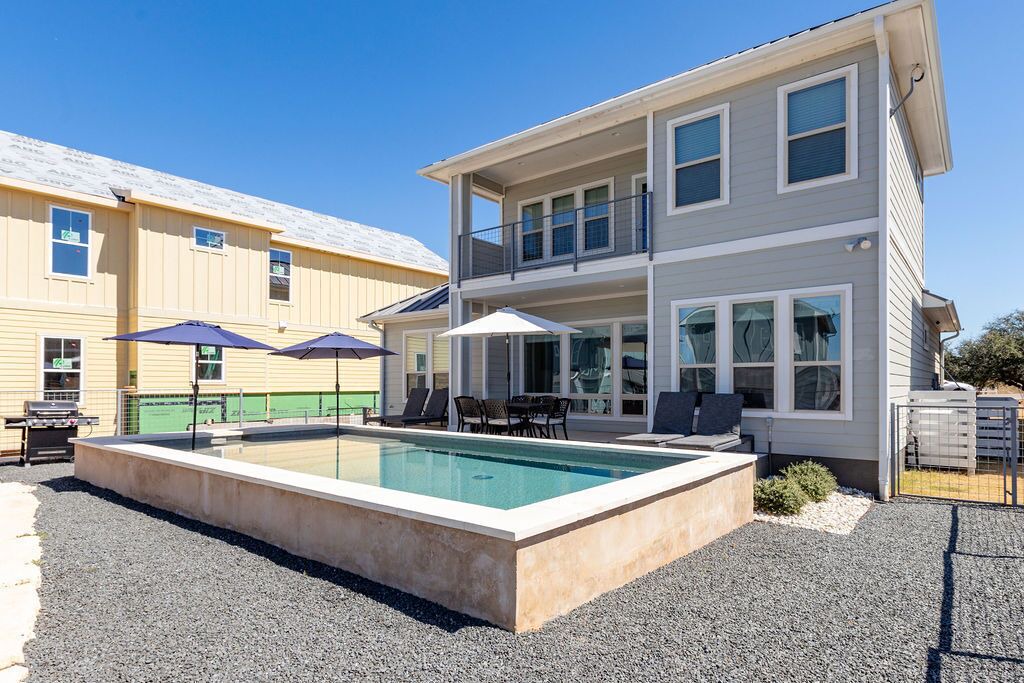 Photo of Outdoor in Kingsland