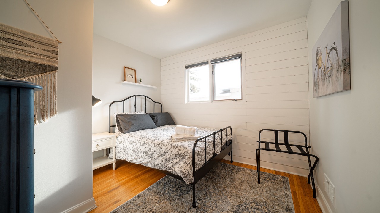 Photo of Bedroom in Tuxedo