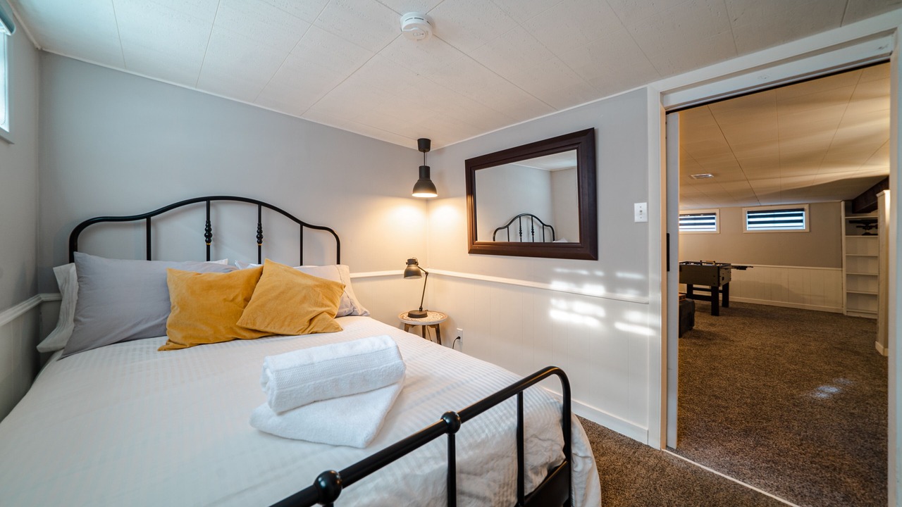 Photo of Bedroom in Tuxedo