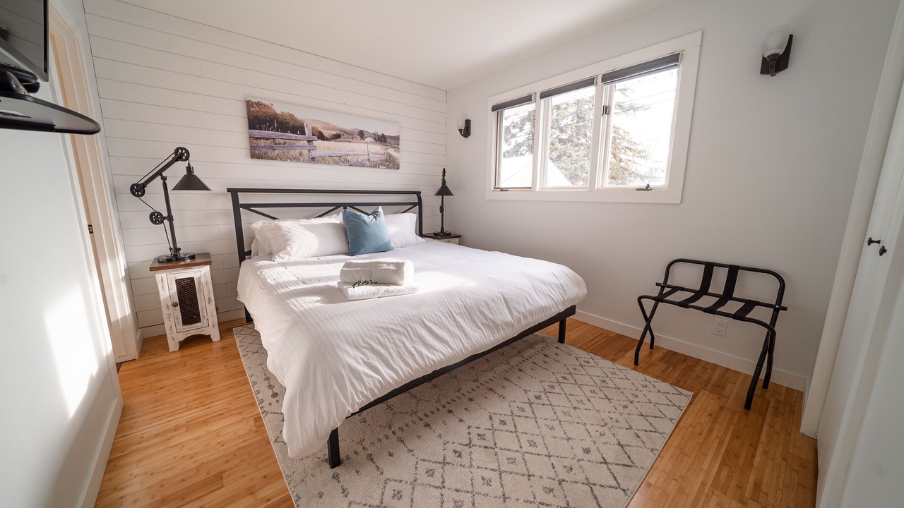 Photo of Bedroom in Tuxedo