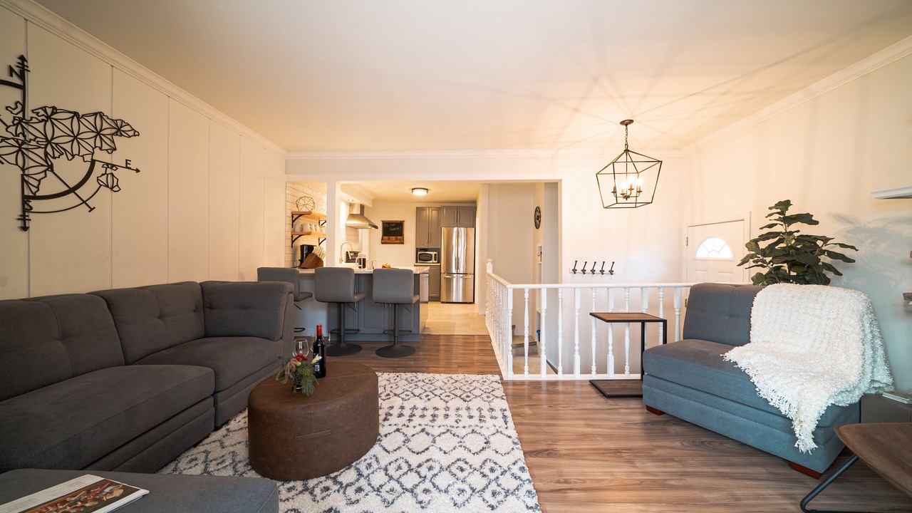 Photo of Livingroom in Tuxedo