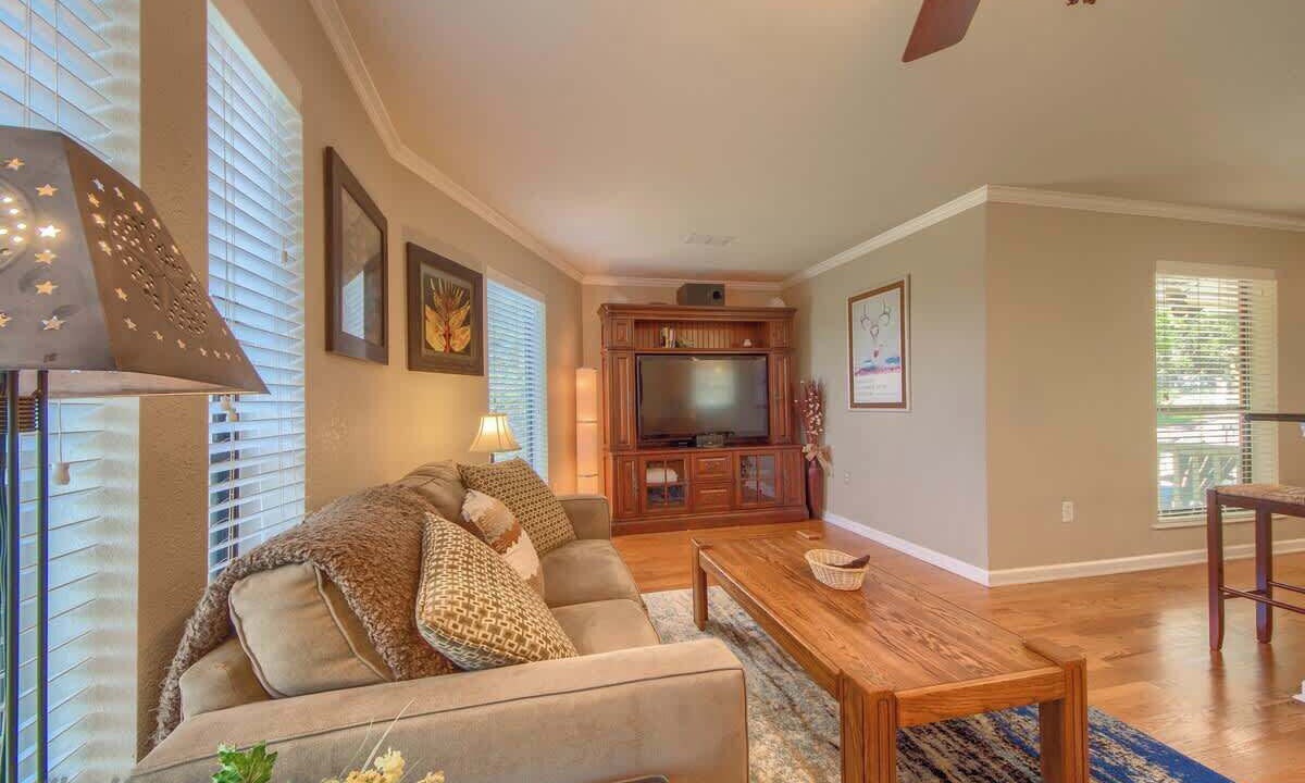 Photo of Bedroom in Canyon Lake