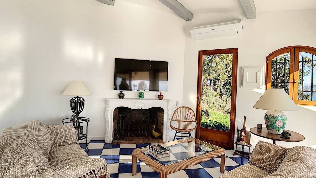 Photo of Livingroom in Theoule-Superieur