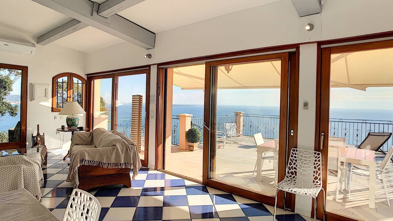 Photo of Livingroom in Theoule-Superieur