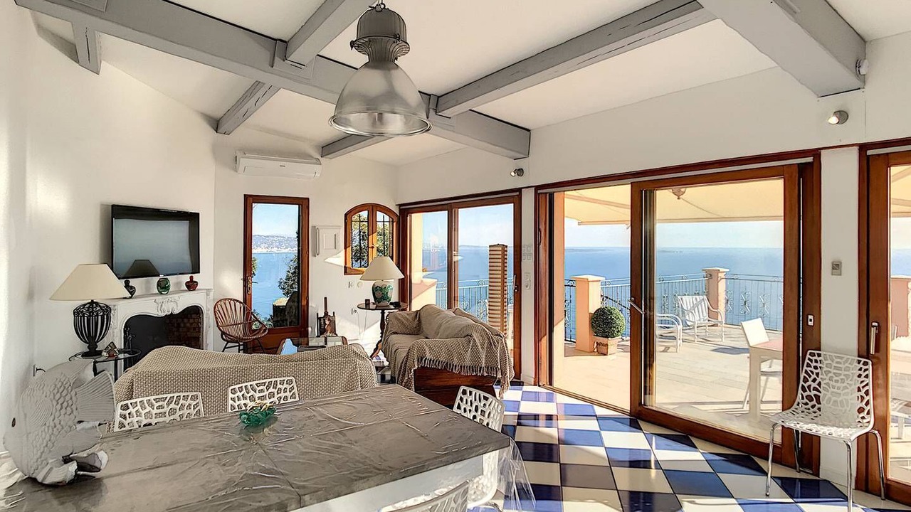 Photo of Livingroom in Theoule-Superieur