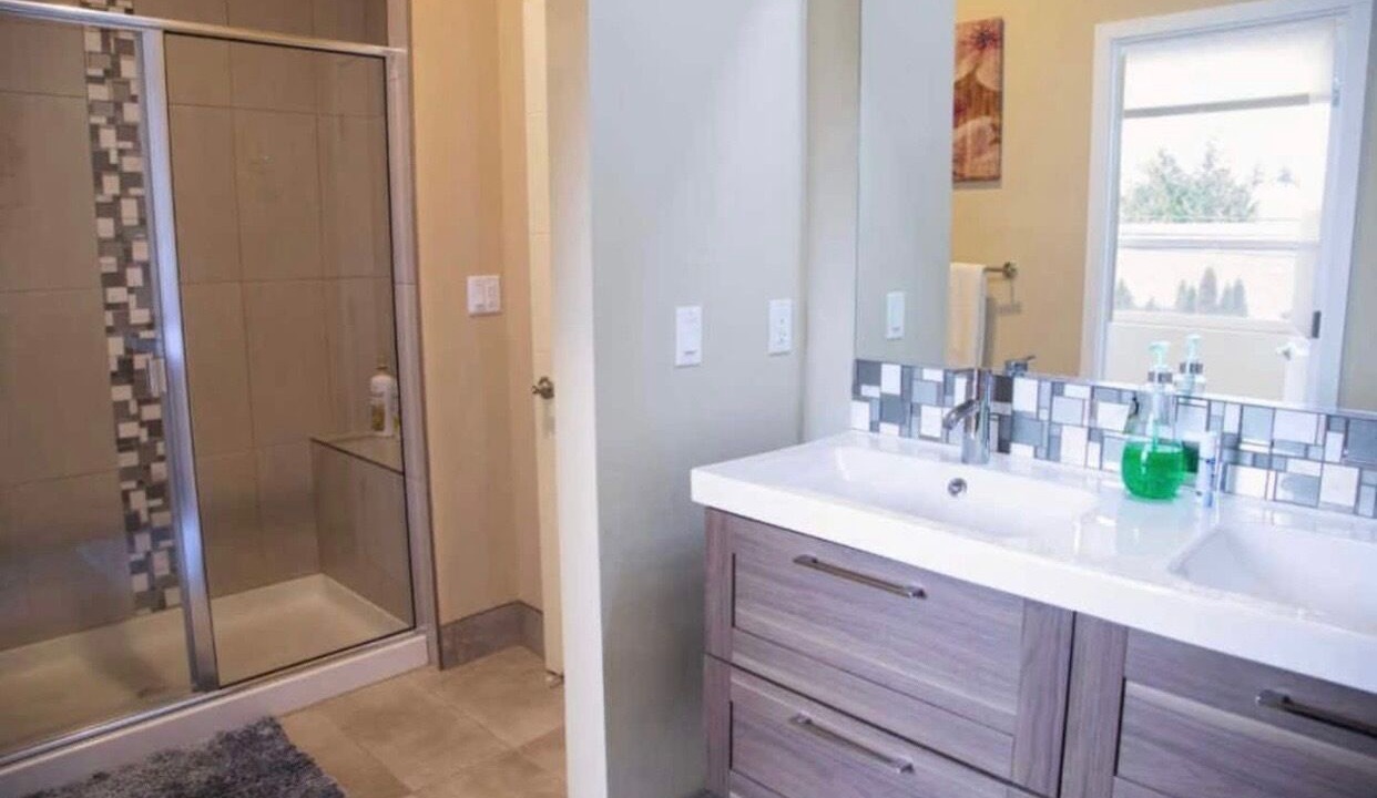 Photo of Bathroom in Hillsboro