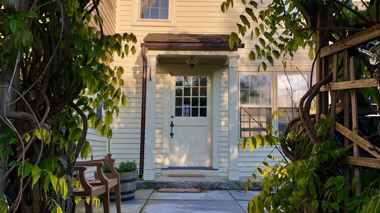 Photo of Outdoor in Litchfield Historic District