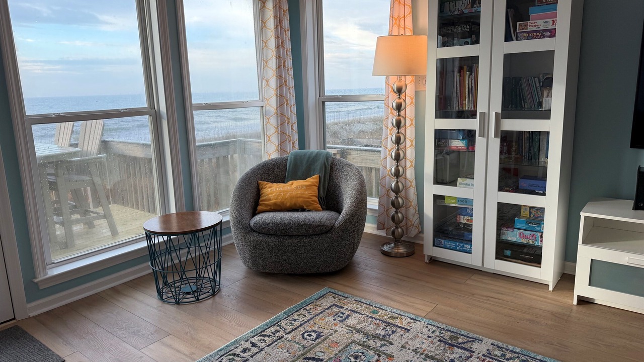 Photo of Livingroom in Emerald Isle