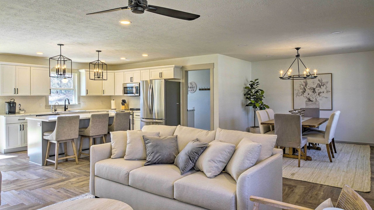 Photo of Others in Turners