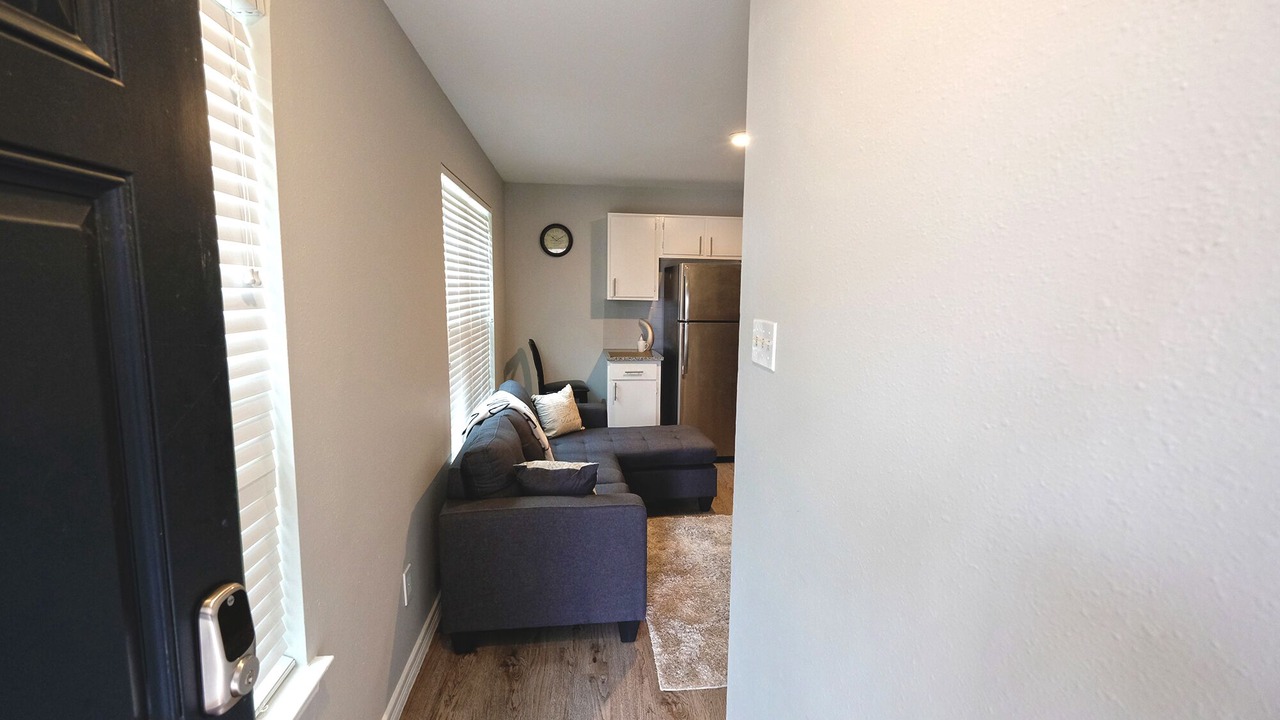 Photo of Livingroom in Spring Branch West