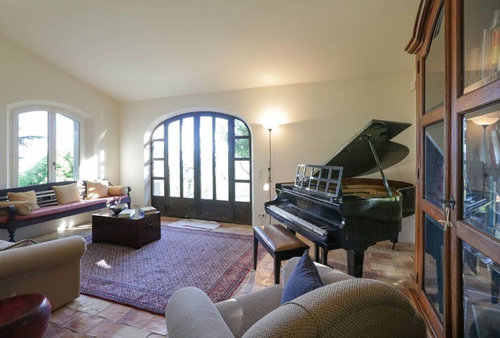 Photo of Others in Cadenet