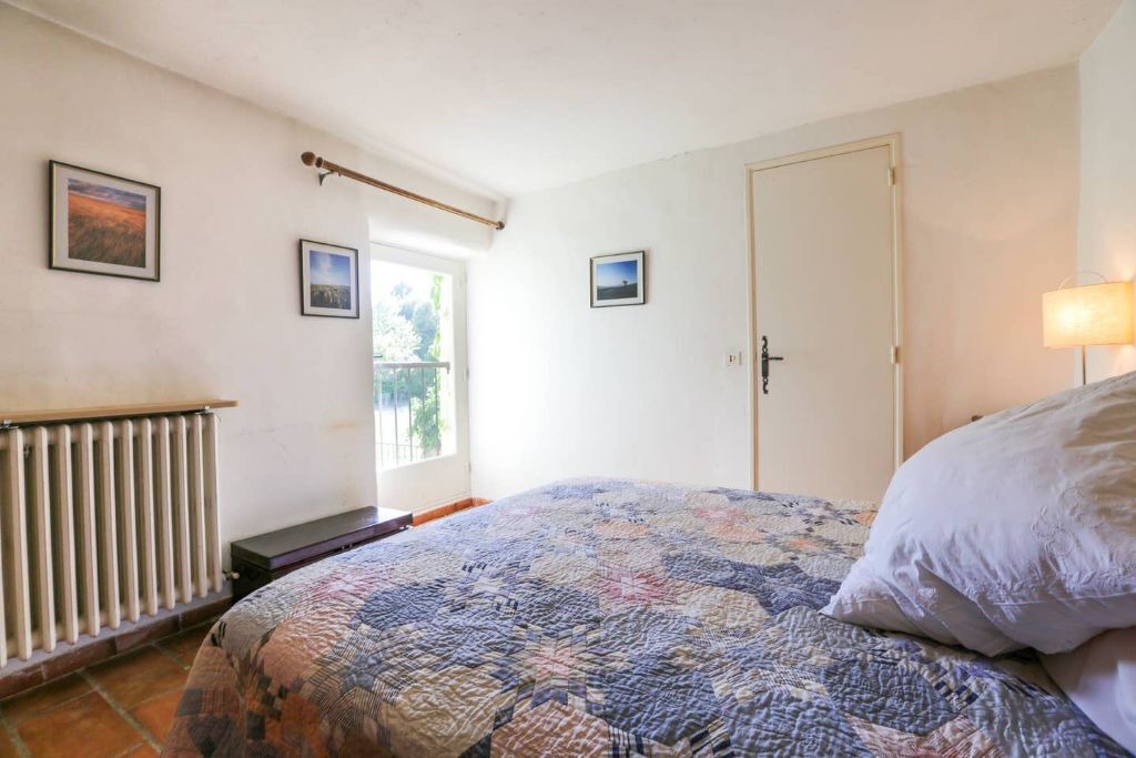 Photo of Bedroom in Cadenet