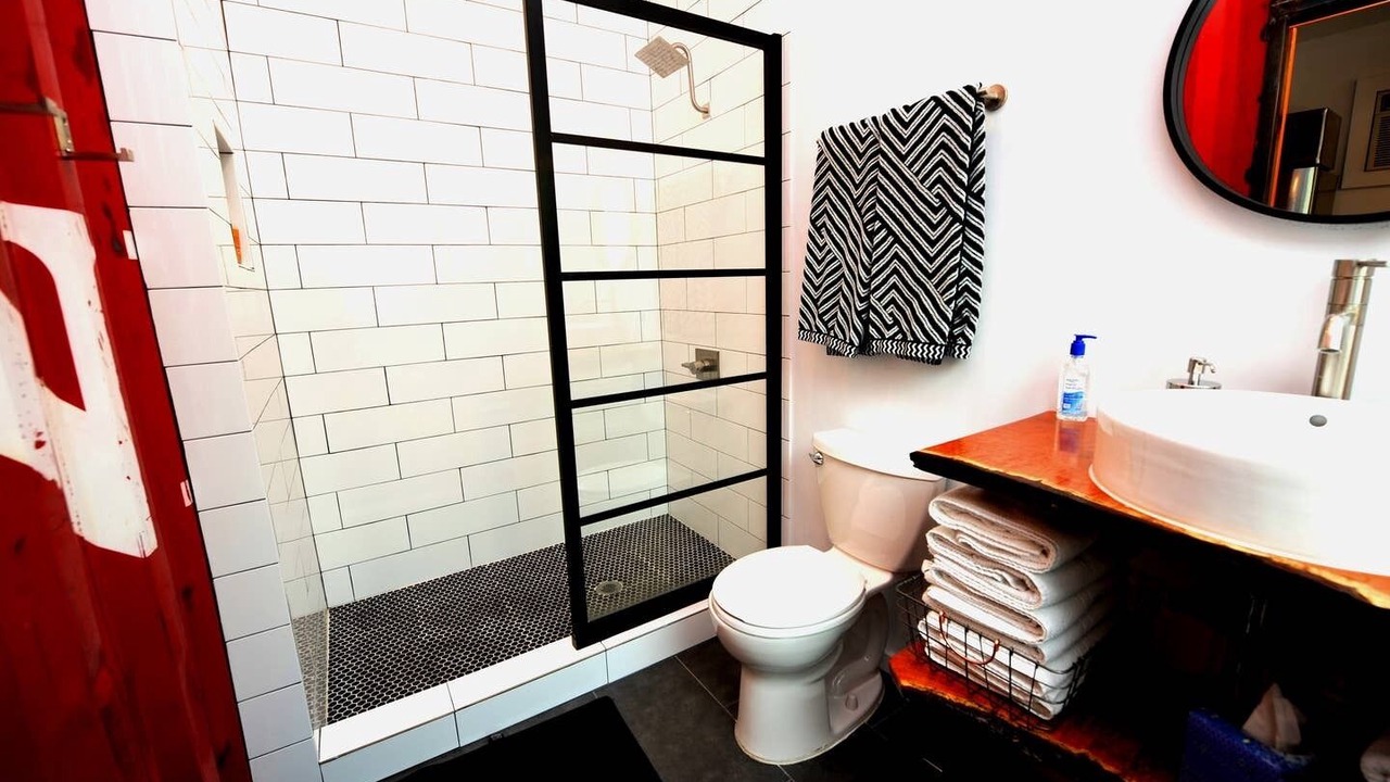 Photo of Bathroom in Chestnut