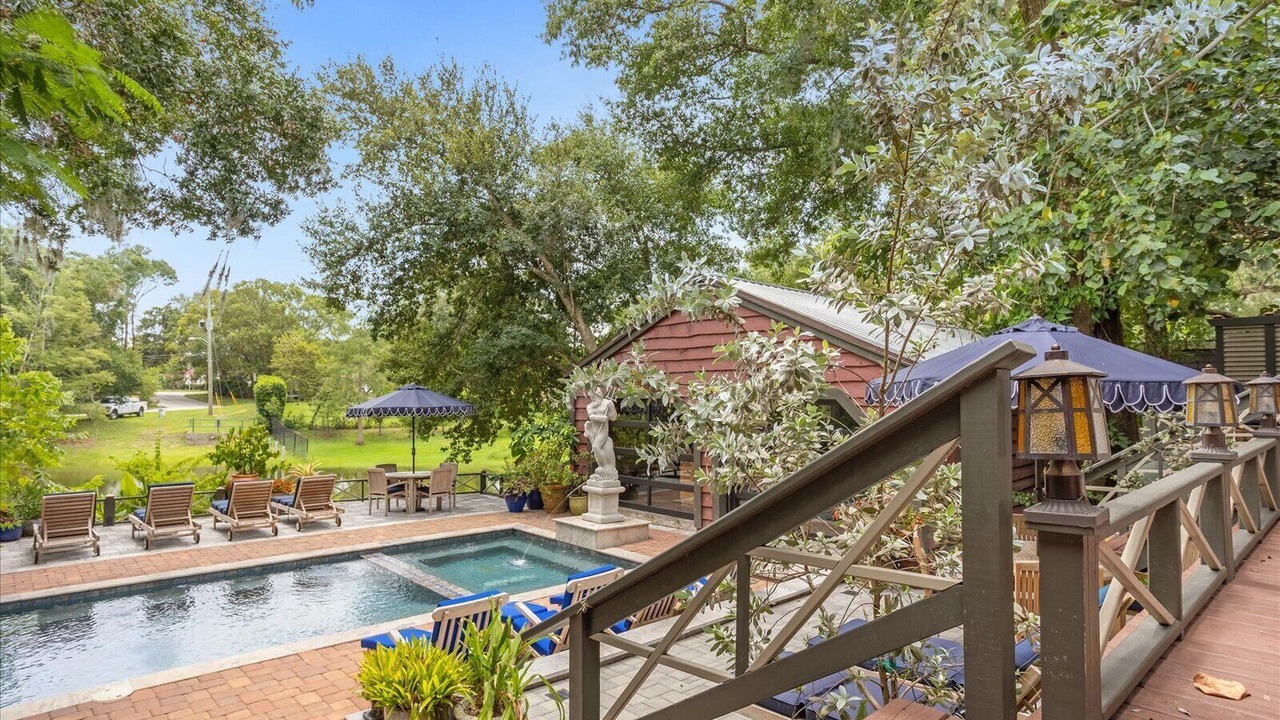Photo of Outdoor in Belle Air