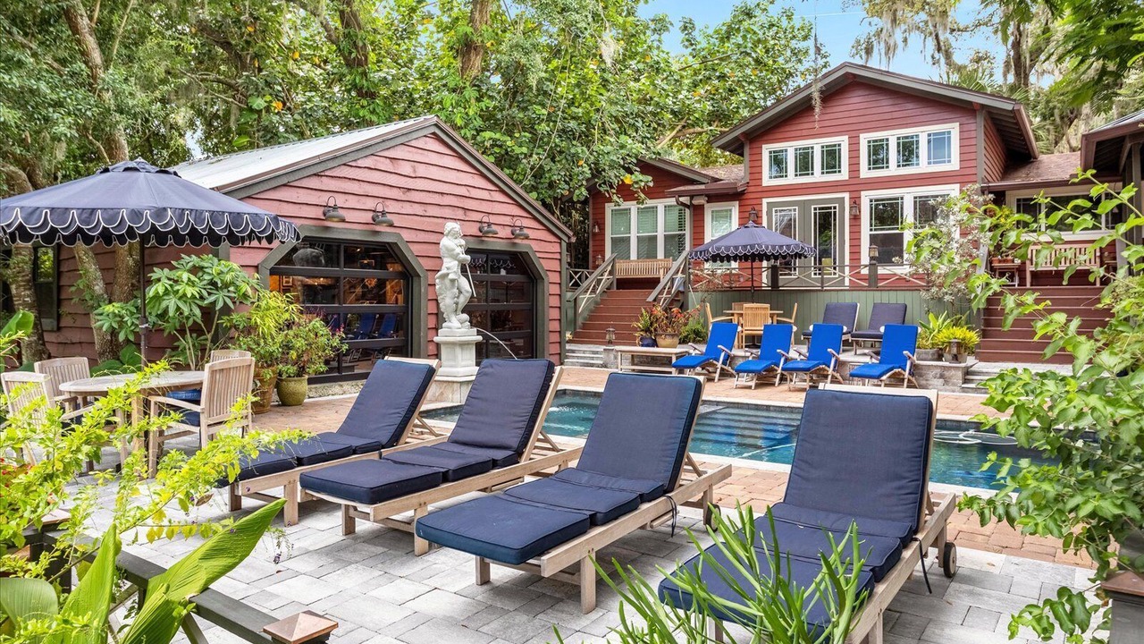 Photo of Outdoor in Belle Air
