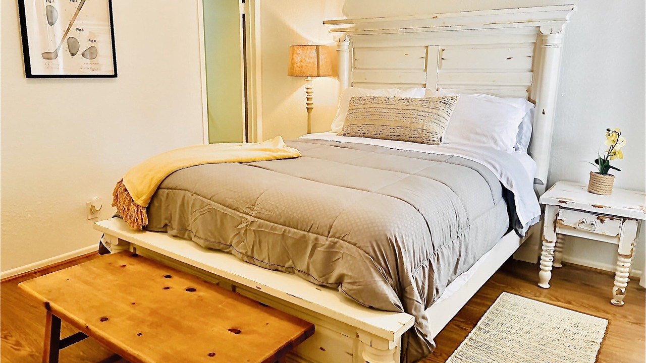 Photo of Bedroom in Walden on Lake Conroe
