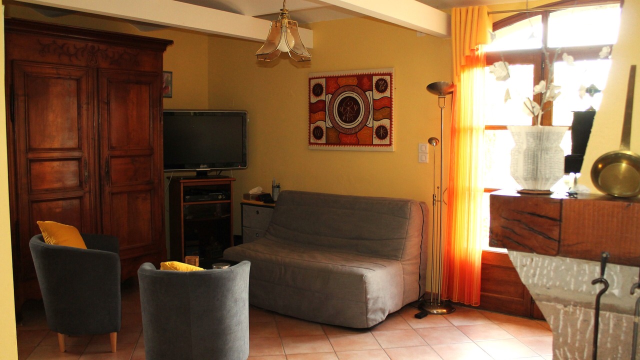 Photo of Livingroom in Payzac